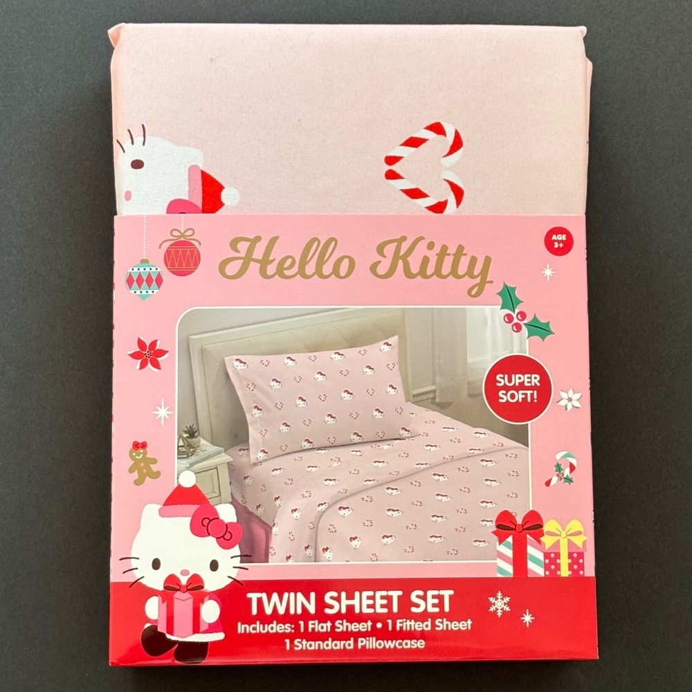 HELLO KITTY Pink Twin Bed Sheet Set Christmas Holiday Soft/Polyester Ages 3+ NEW